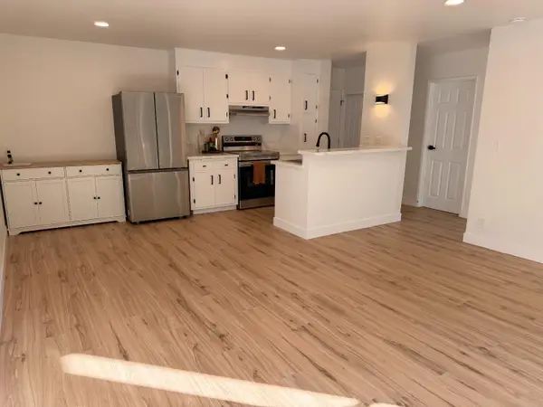 360 Vernon #100, Oakland, CA 94610