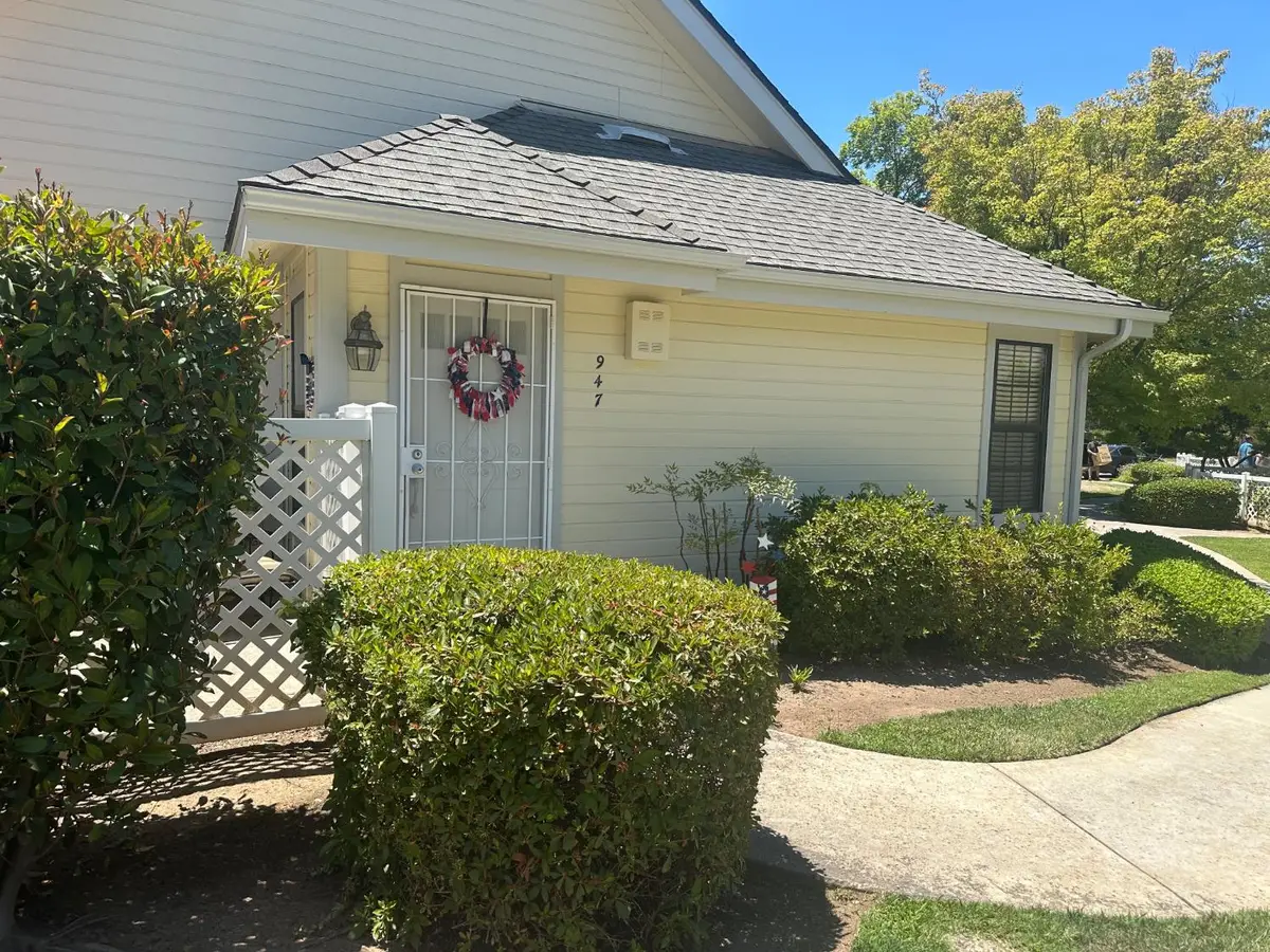 947 E Foxhill, Fresno, CA 93720 - #1