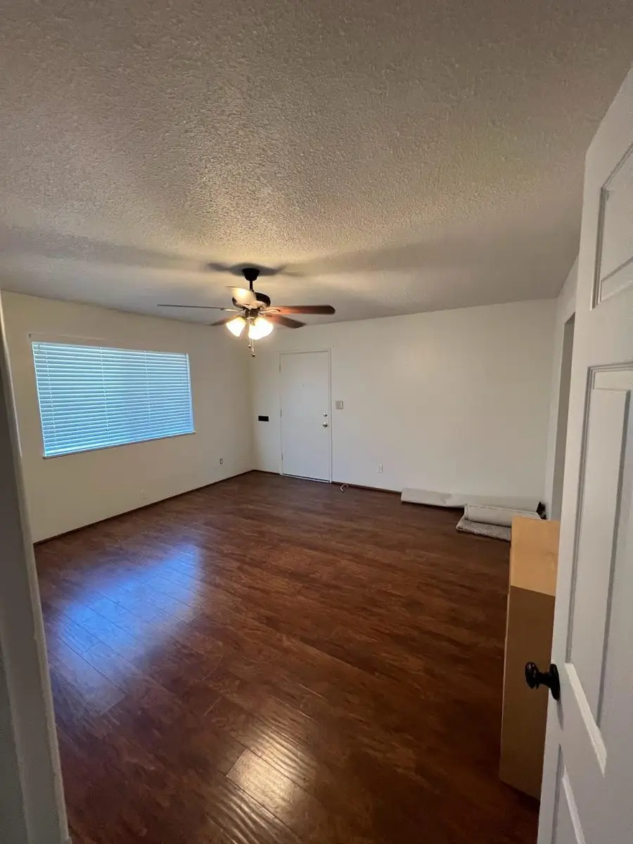 1614 12th Street, Reedley, CA 93654 - #2