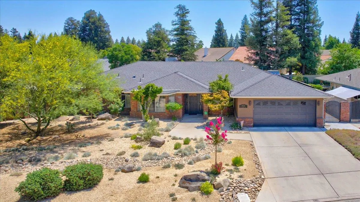 3733 W Wathen Avenue, Fresno, CA 93711 - #1