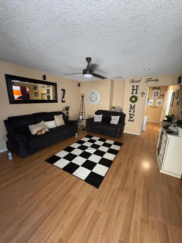 657 W Parlier Avenue #116, Reedley, CA 93654