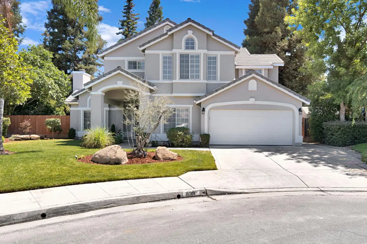 838 E Omaha Avenue, Fresno, CA 93720 - #1