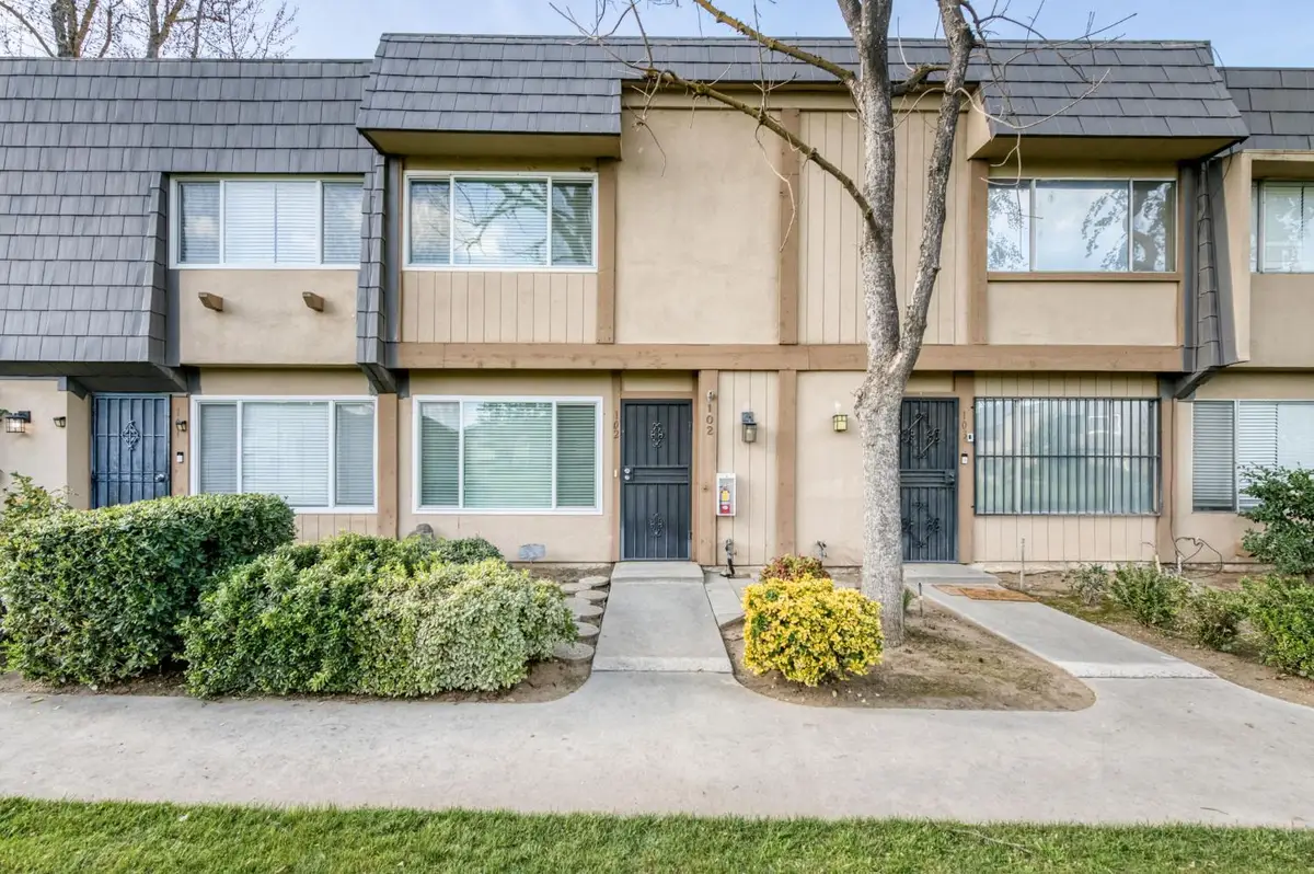 5118 E Ashlan Avenue #102, Fresno, CA 93727 - #1