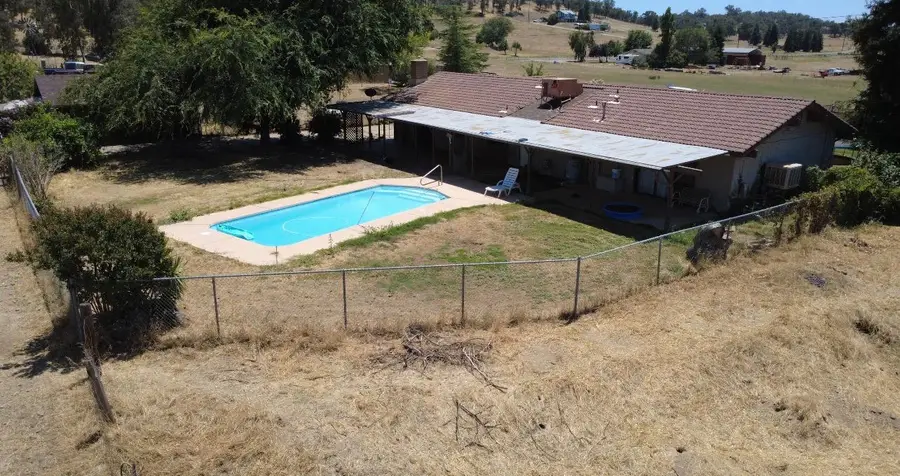 32644 Quail Lane, Yokuts Valley, CA 93675 - #2