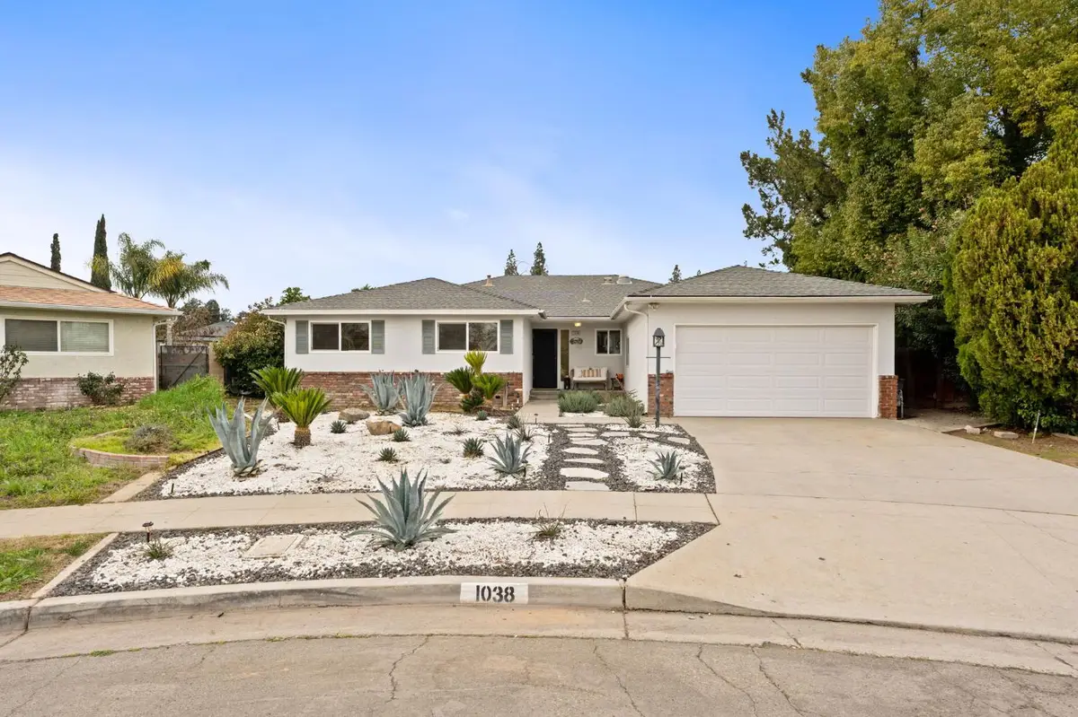 1038 E Vartikian Avenue, Fresno, CA 93710 - #1