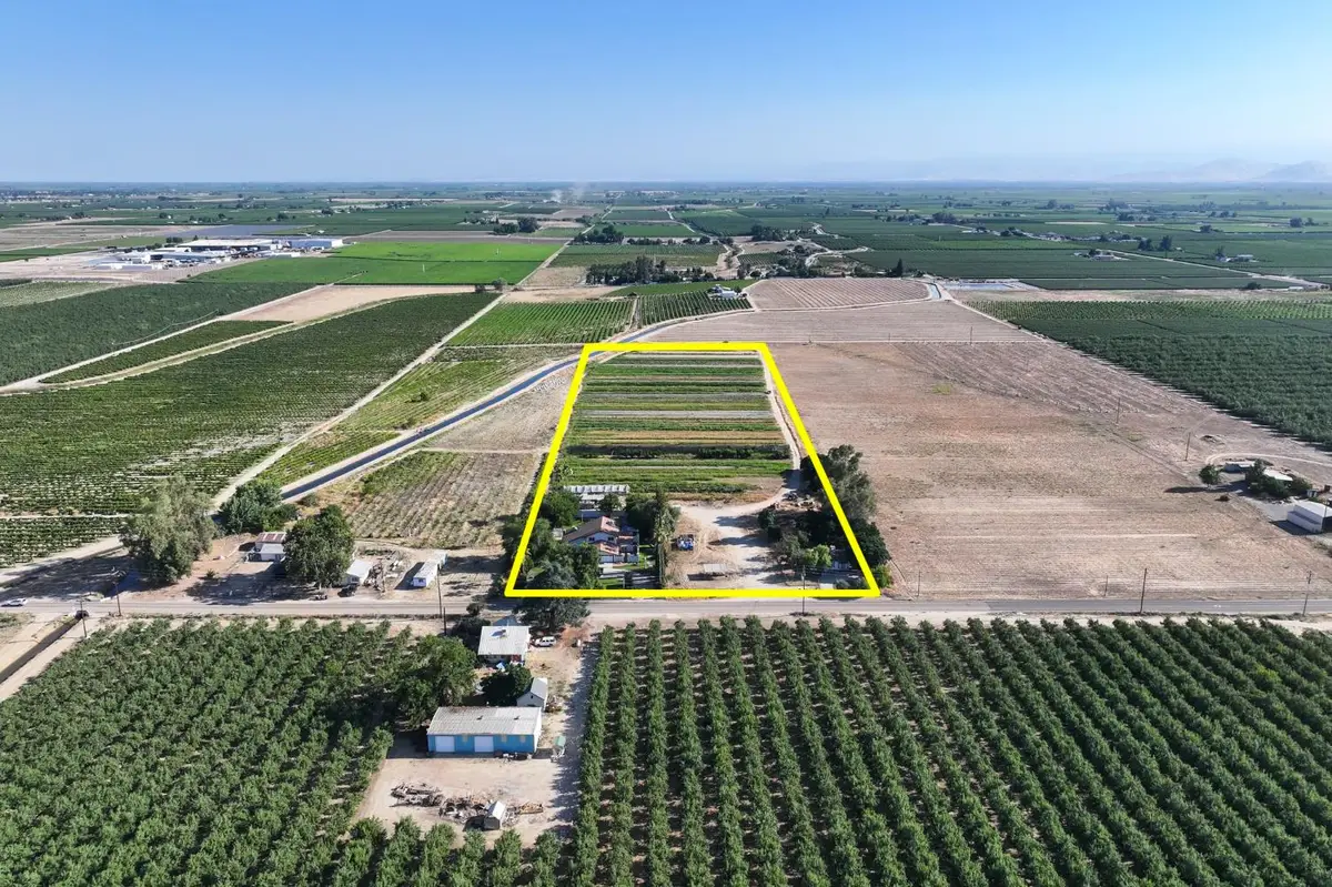 12646 E Kamm Avenue, Kingsburg, CA 93631 - #1