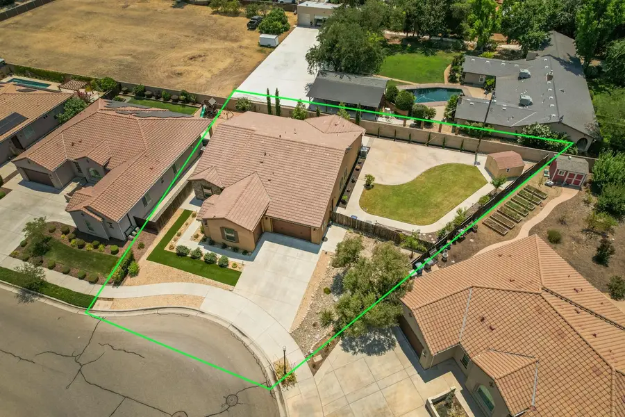 3056 Kenosha Avenue, Clovis, CA 93619 - #2
