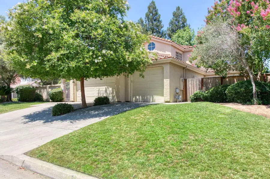 9465 N Madison Ridge, Fresno, CA 93720 - #2