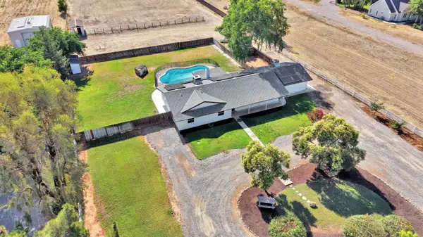 6728 N Mccall, Clovis, CA 93619