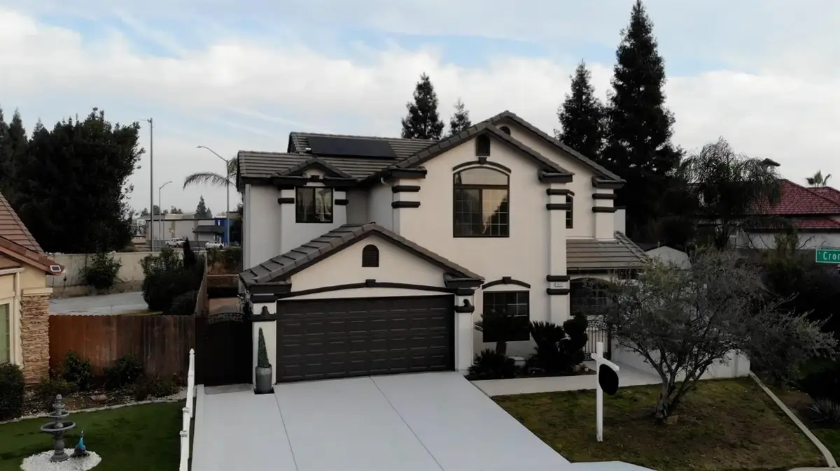 2991 E Cromwell Avenue, Fresno, CA 93720 - #1