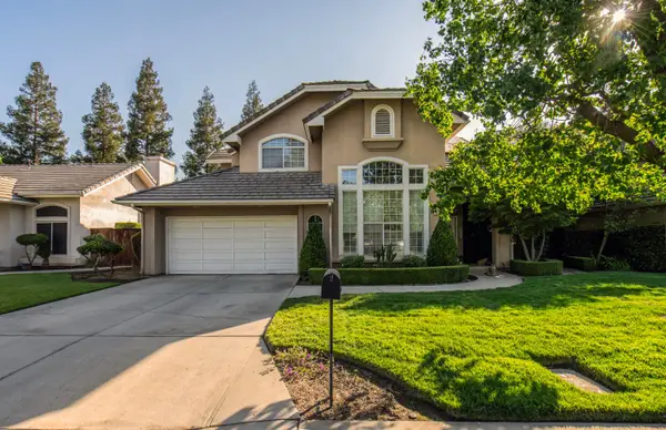 1292 E Le Parc Drive, Fresno, CA 93720