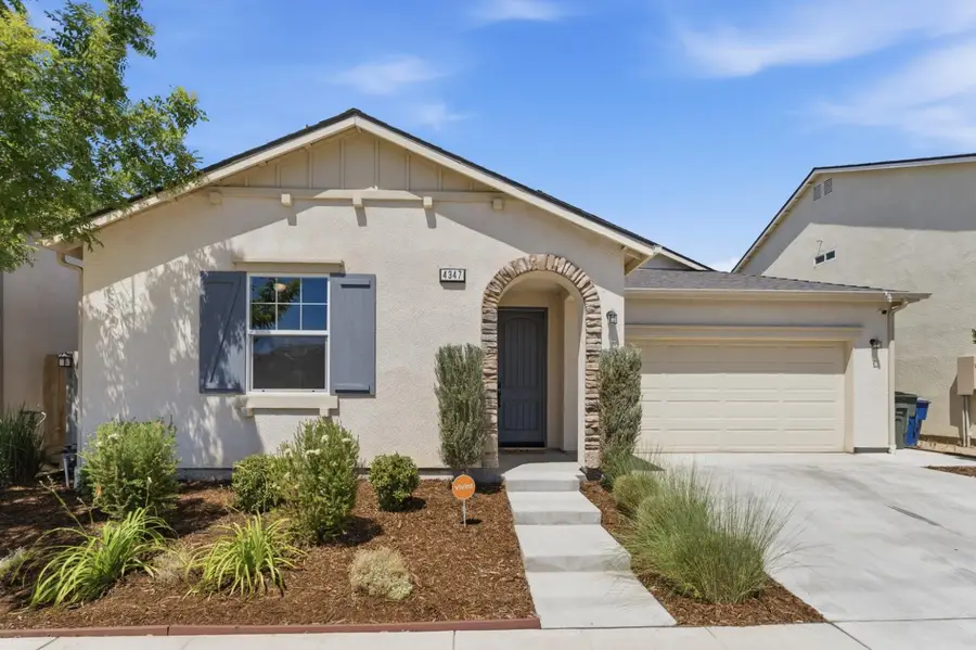 4347 N Gorma Avenue, Fresno, CA 93723 - #2