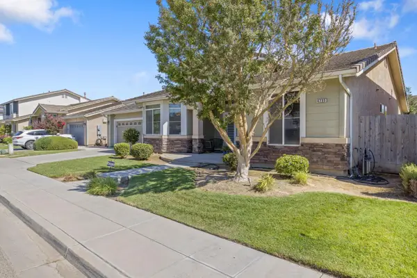 6733 W Dovewood Lane, Fresno, CA 93723