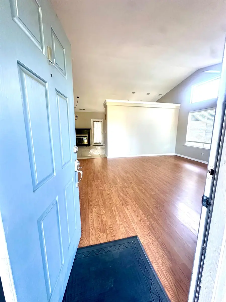 1212 Carson Avenue, Clovis, CA 93611 - #2