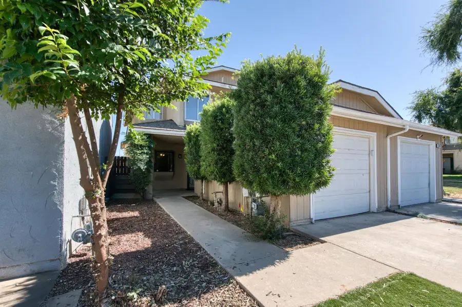 3595 W Harvard Avenue, Fresno, CA 93722 - #2