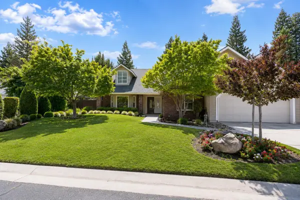 325 W Bluff Avenue, Fresno, CA 93711