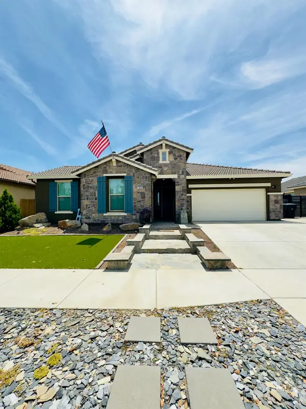 1849 W Porter Avenue, Visalia, CA 93291