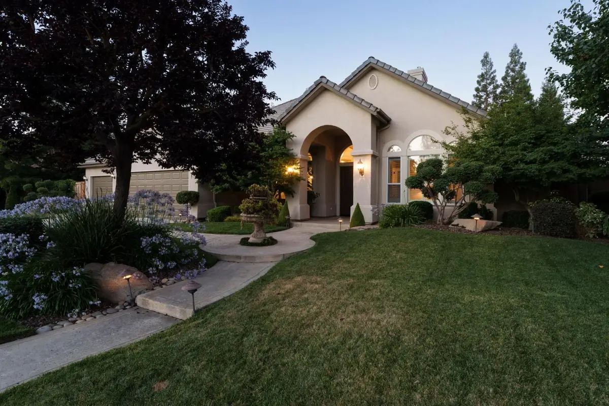 10260 N Archie Avenue, Fresno, CA 93730 - #1