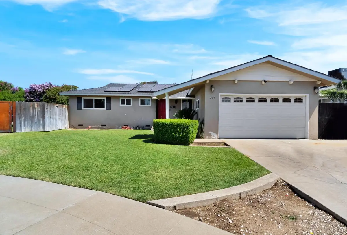 777 W Indianapolis Avenue, Clovis, CA 93612 - #1