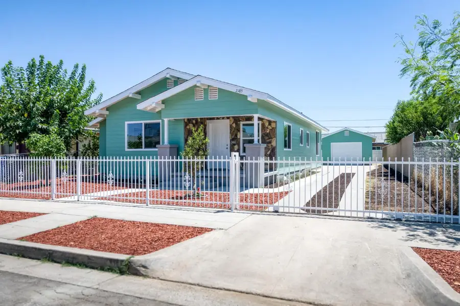 2185 S Holly Ave, Fresno, CA 93657 - #3