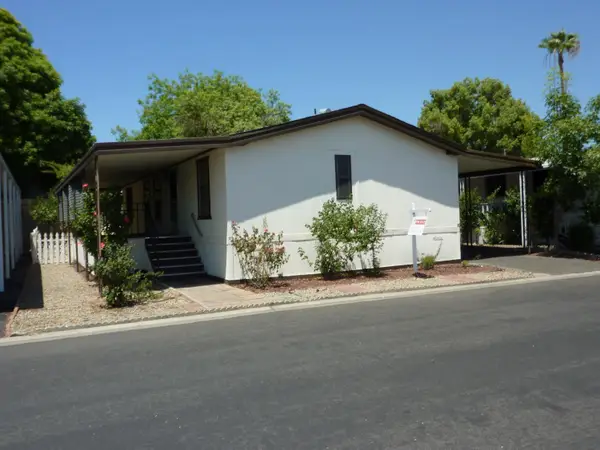 221 W Herndon Avenue #50, Fresno, CA 93650