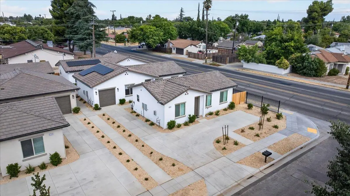 2379 N Arthur, Fresno, CA 93705 - #1