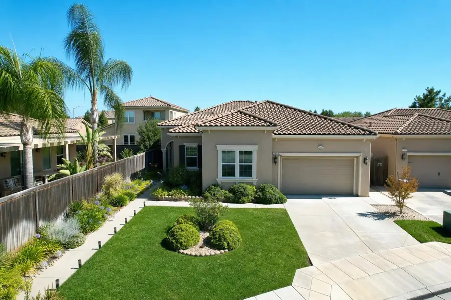 2845 E Goshen, Fresno, CA 93720 - #3