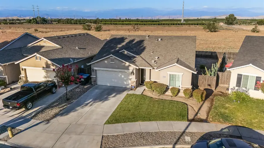 2524 S Grand Street, Visalia, CA 93292 - #2