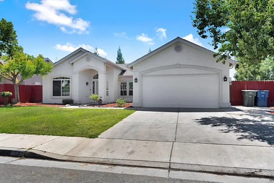 1742 Acacia Avenue, Sanger, CA 93657 - #3