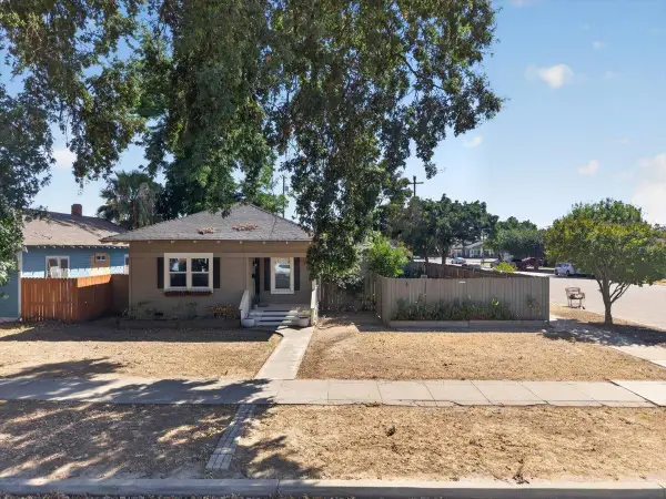 1407 E Street, Reedley, CA 93654