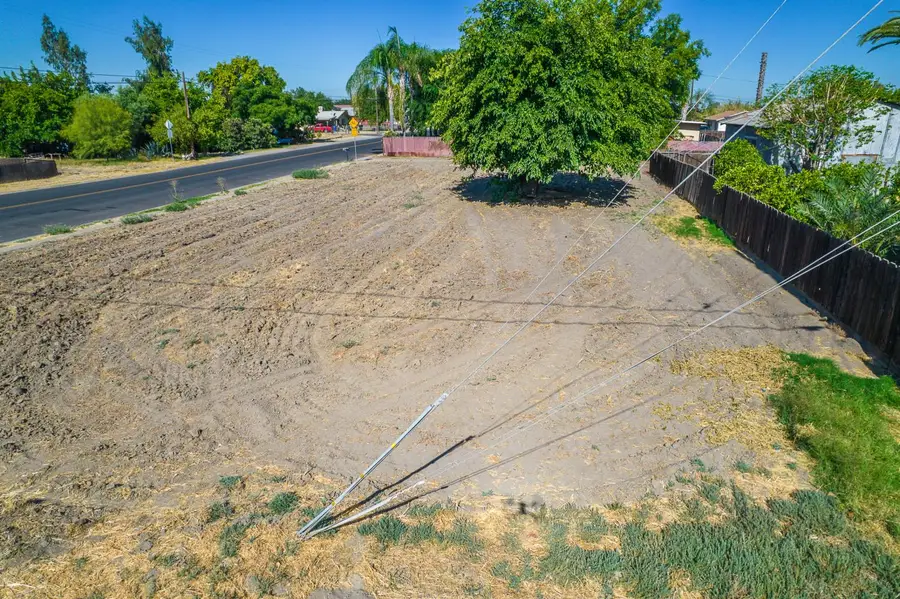1708 Oregon Avenue, Corcoran, CA 93212 - #2