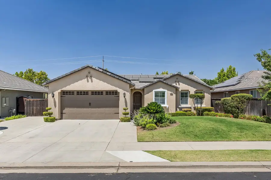 3863 Serena Avenue, Clovis, CA 93619 - #2