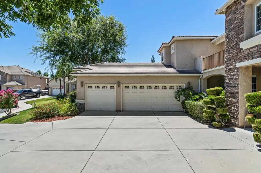 1876 N Jasmine, Clovis, CA 93619 - #3