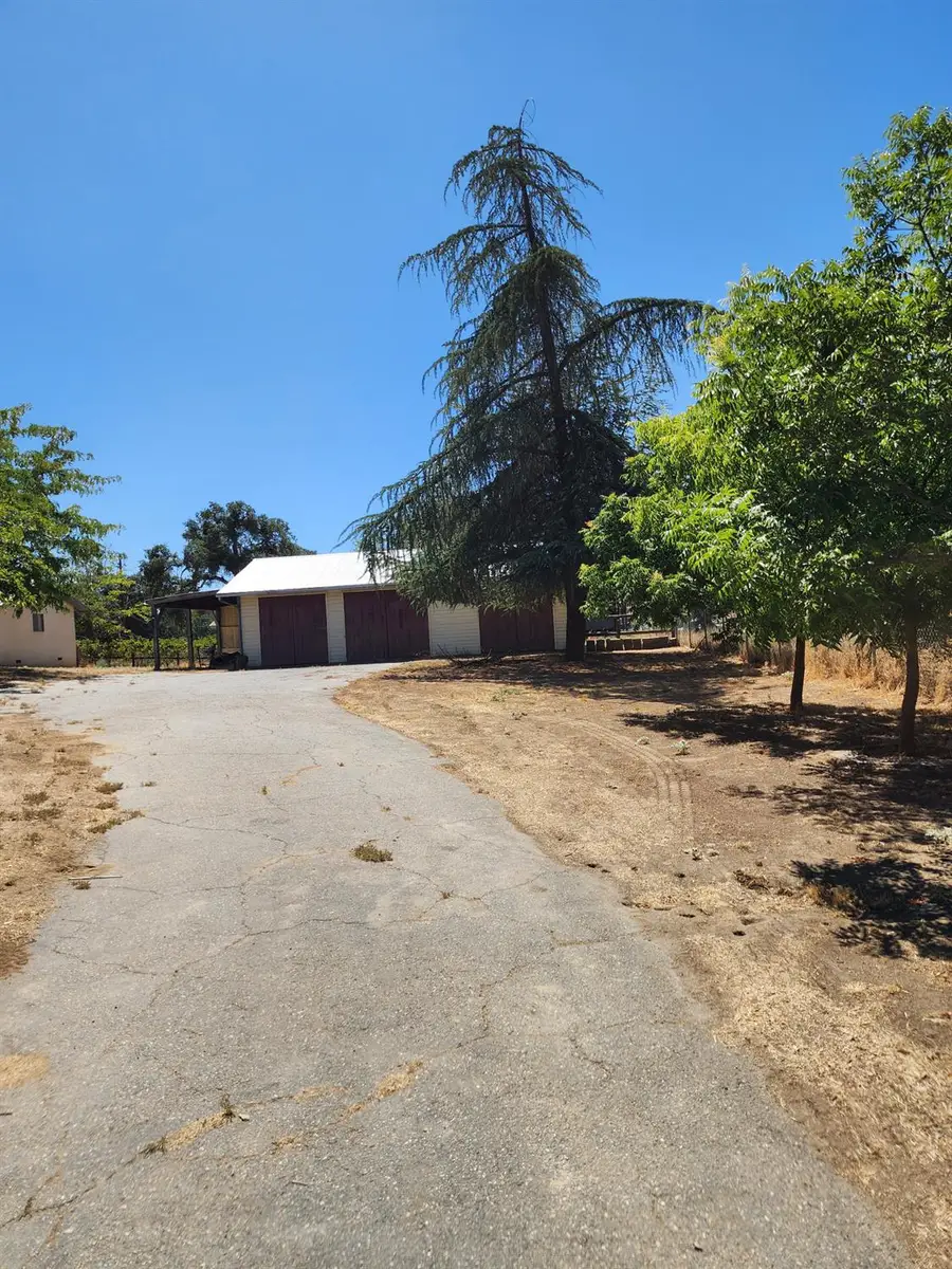 25735 Wellbarn Road, Clovis, CA 93619 - #3