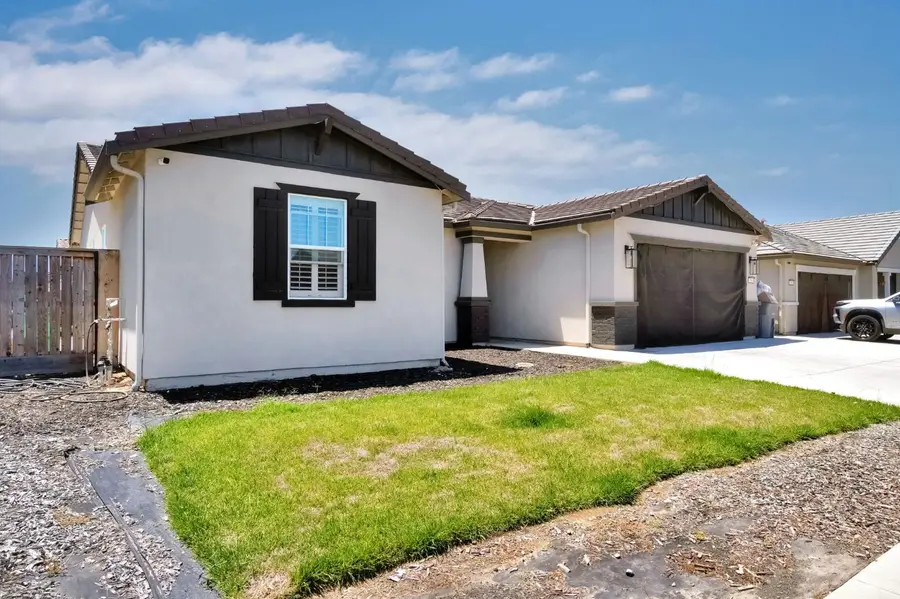 3586 White Sands Drive, Madera, CA 93637 - #3