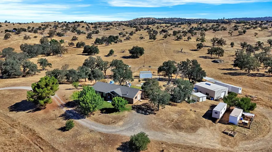 39779 Road 406, Madera, CA 93636 - #2
