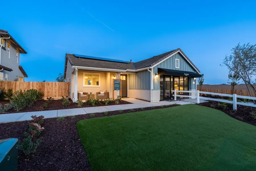 294 N Vista Ave., Fowler, CA 93625 - #3