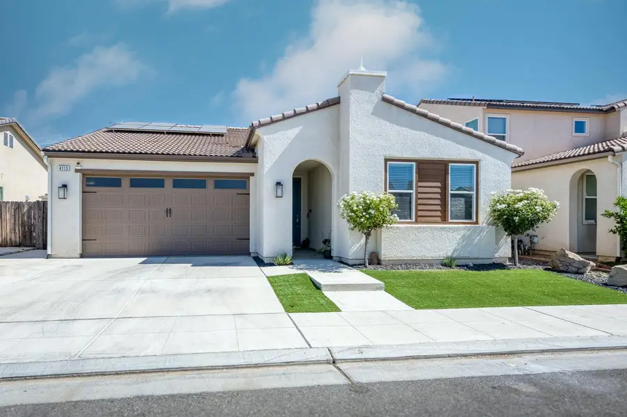 4113 Sussex Avenue, Clovis, CA 93619 - #3