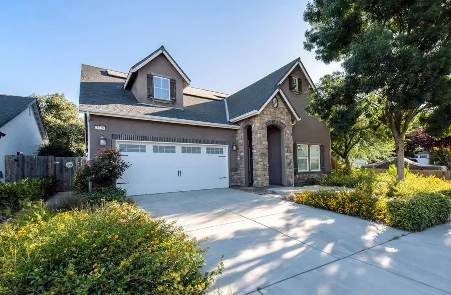 3728 W Ceres Court, Visalia, CA 93291 - #2