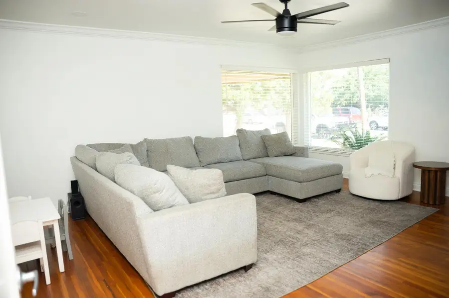 1626 W Yale Avenue, Fresno, CA 93705 - #3