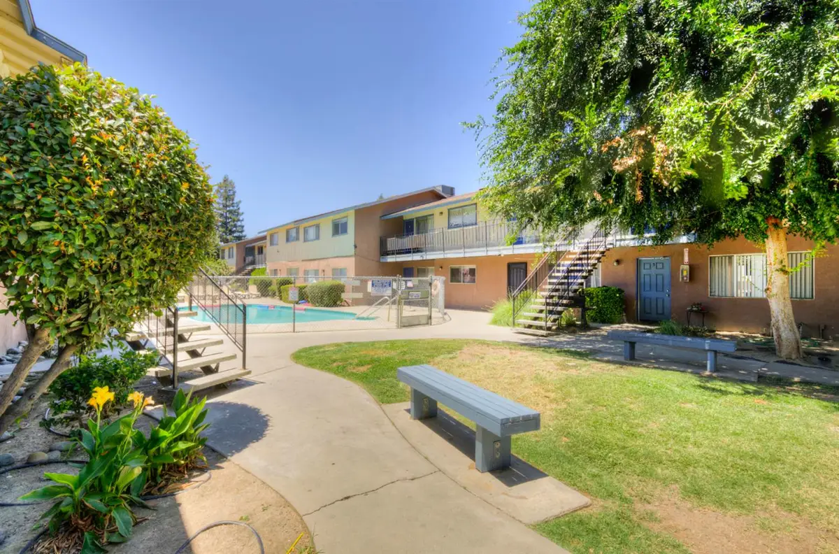 615 S Demaree Street, Visalia, CA 93277 - #1