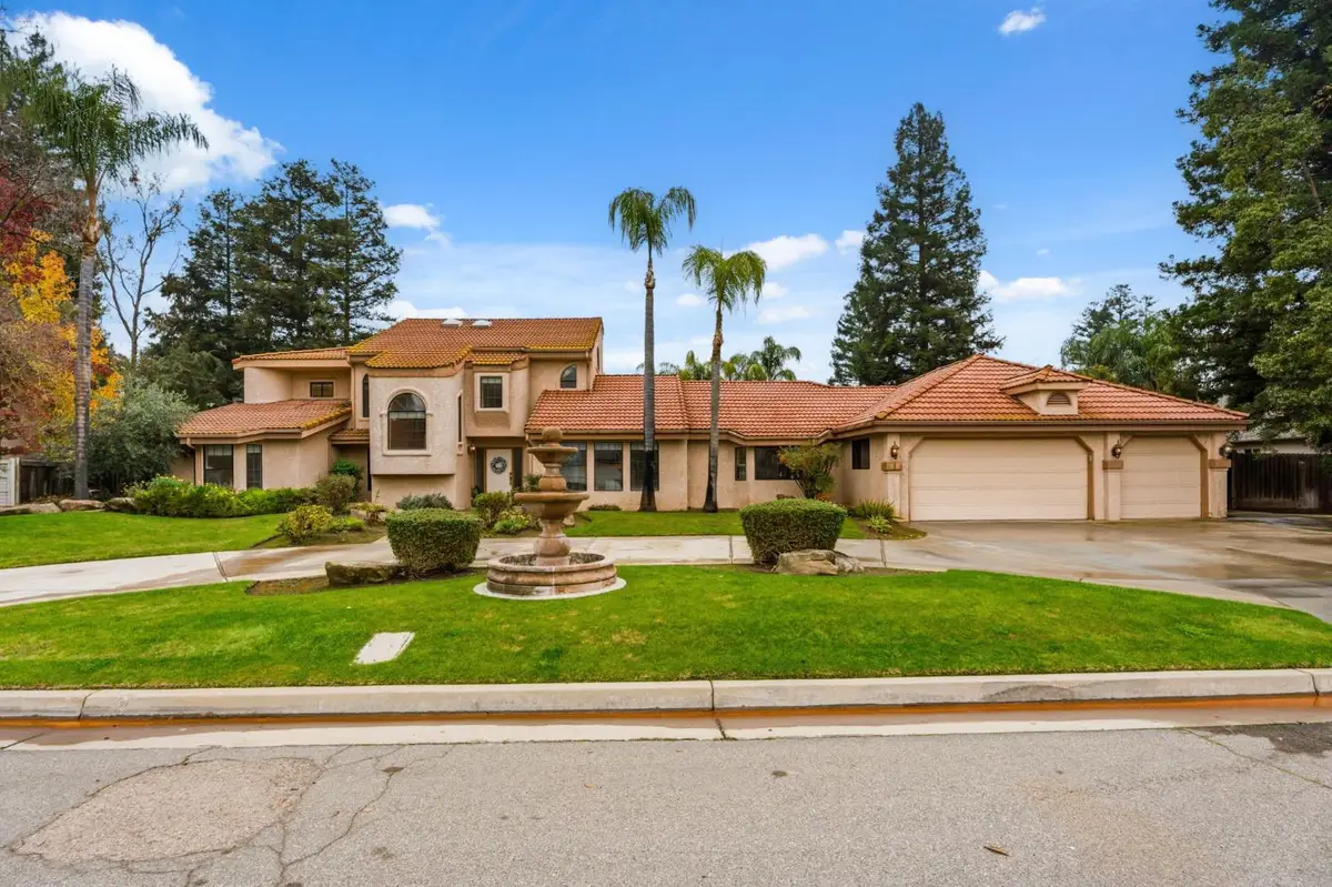 375 W Hagler Avenue, Fresno, CA 93711 - #1