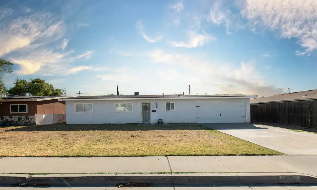 332 W Spring Lane, Lemoore, CA 93245 - #1