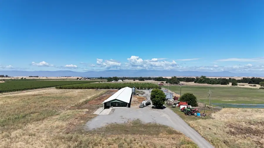 19950 Simpson Rd, Corning, CA 96021 - #2