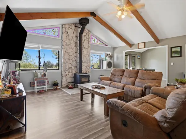40528 Jean Road W, Oakhurst, CA 93644