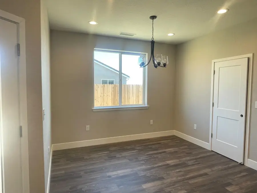 16249 W David Ave, Kerman, CA 93630 - #3