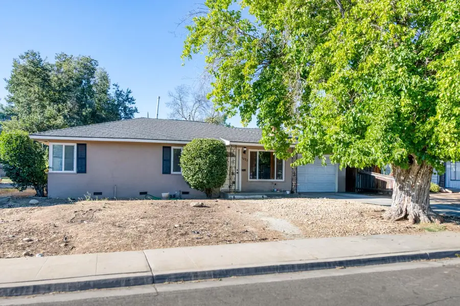 1023 E Lansing Way, Fresno, CA 93704 - #3