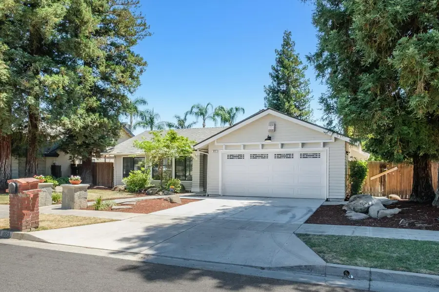 893 E Decatur Avenue, Fresno, CA 93720 - #3