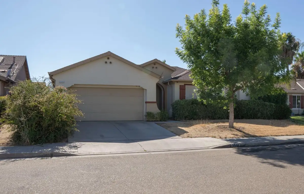 2358 S Rachel Avenue, Fresno, CA 93725 - #1