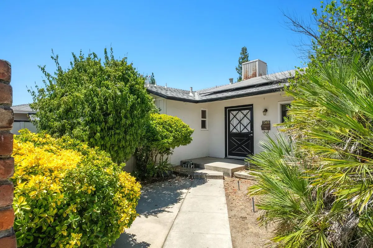 1305 De Cesari Avenue, Madera, CA 93637 - #1